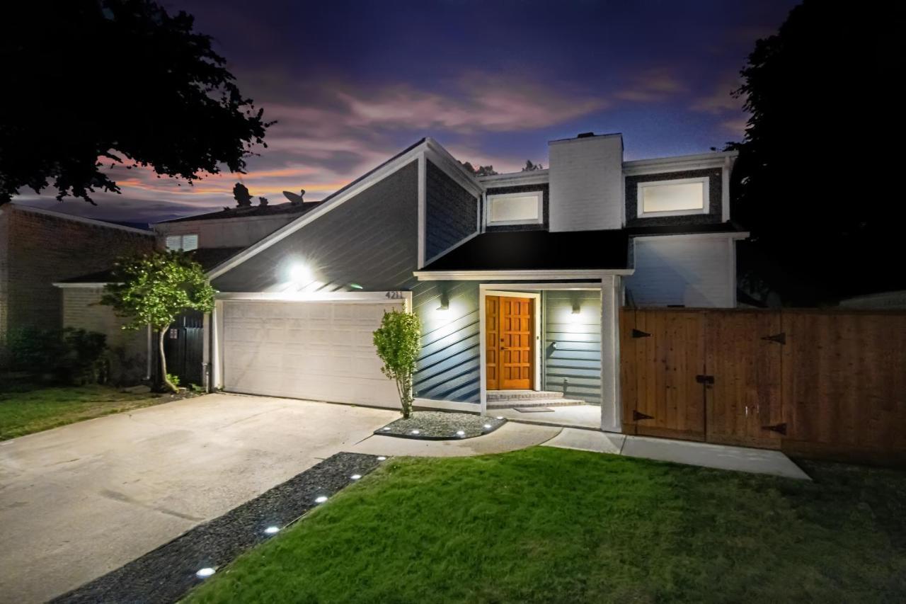 Open Airy Custom Designed Home - 2Kings - Sleeps 14 هيوستن المظهر الخارجي الصورة