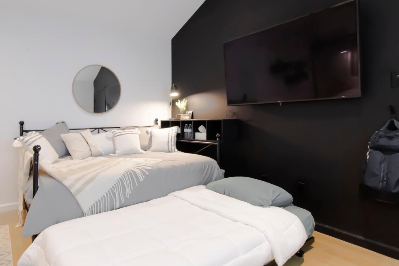 Open Airy Custom Designed Home - 2Kings - Sleeps 14 هيوستن المظهر الخارجي الصورة